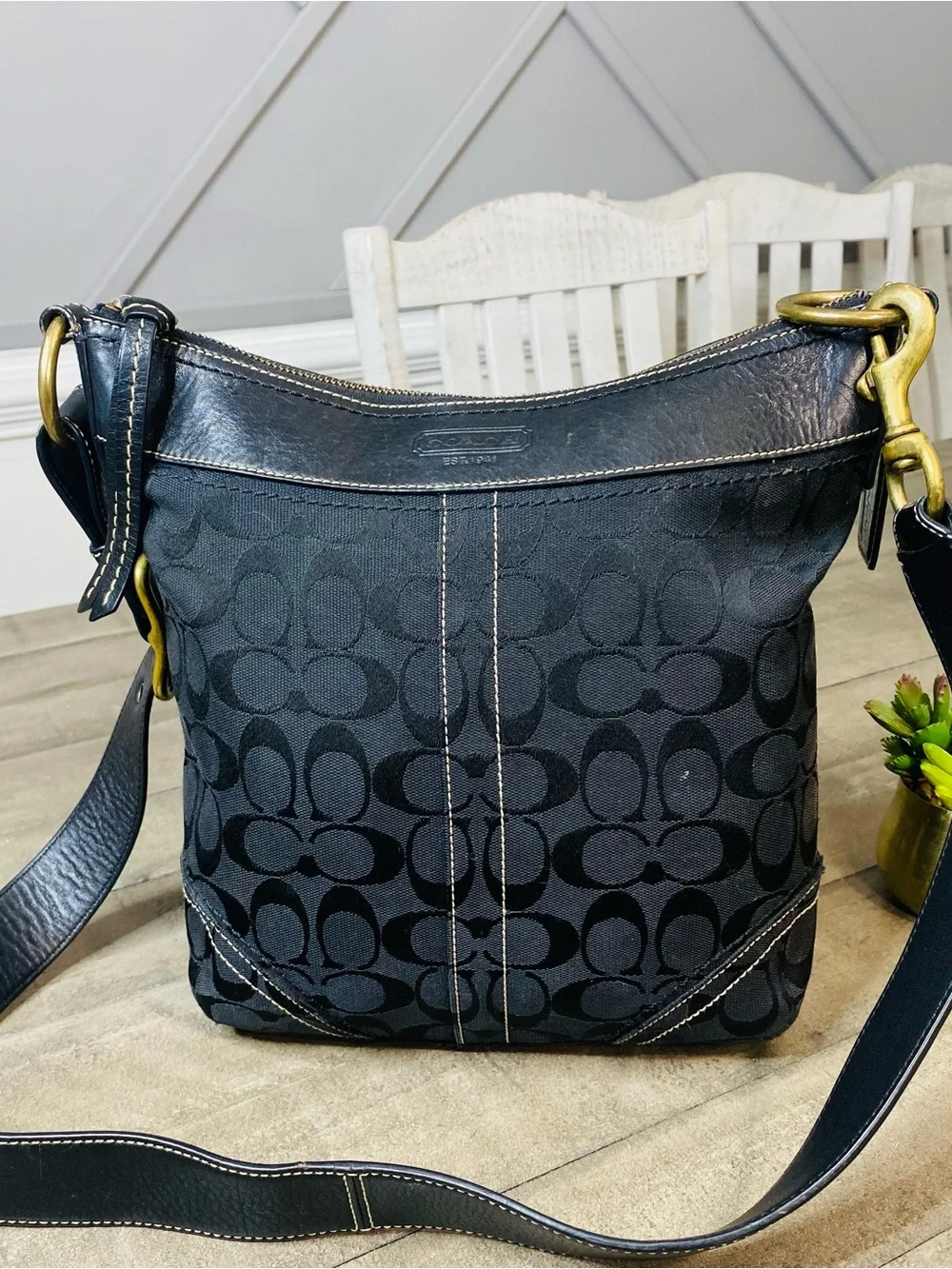 Coach Signature C MonograCoach Signature C Monogram Crossbody Shoulder Bag Black